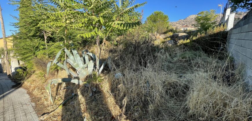 VENTA DE PARCELA EN MANZANARES EL REAL